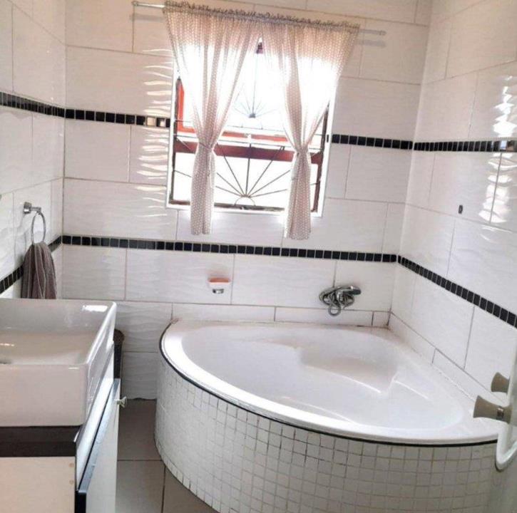 0 Bedroom Property for Sale in Rosedale Eastern Cape